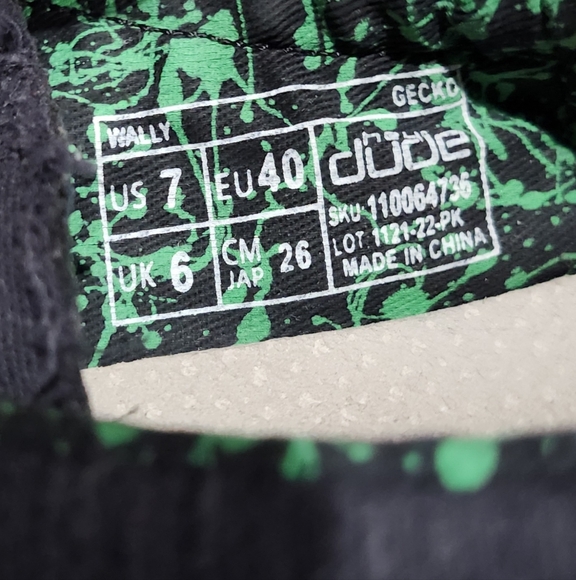 Hey Dude Wally Size 7 Shoes Blue Green Paint Splatter Gecko Slip On Loafer - UNI - Picture 6 of 6